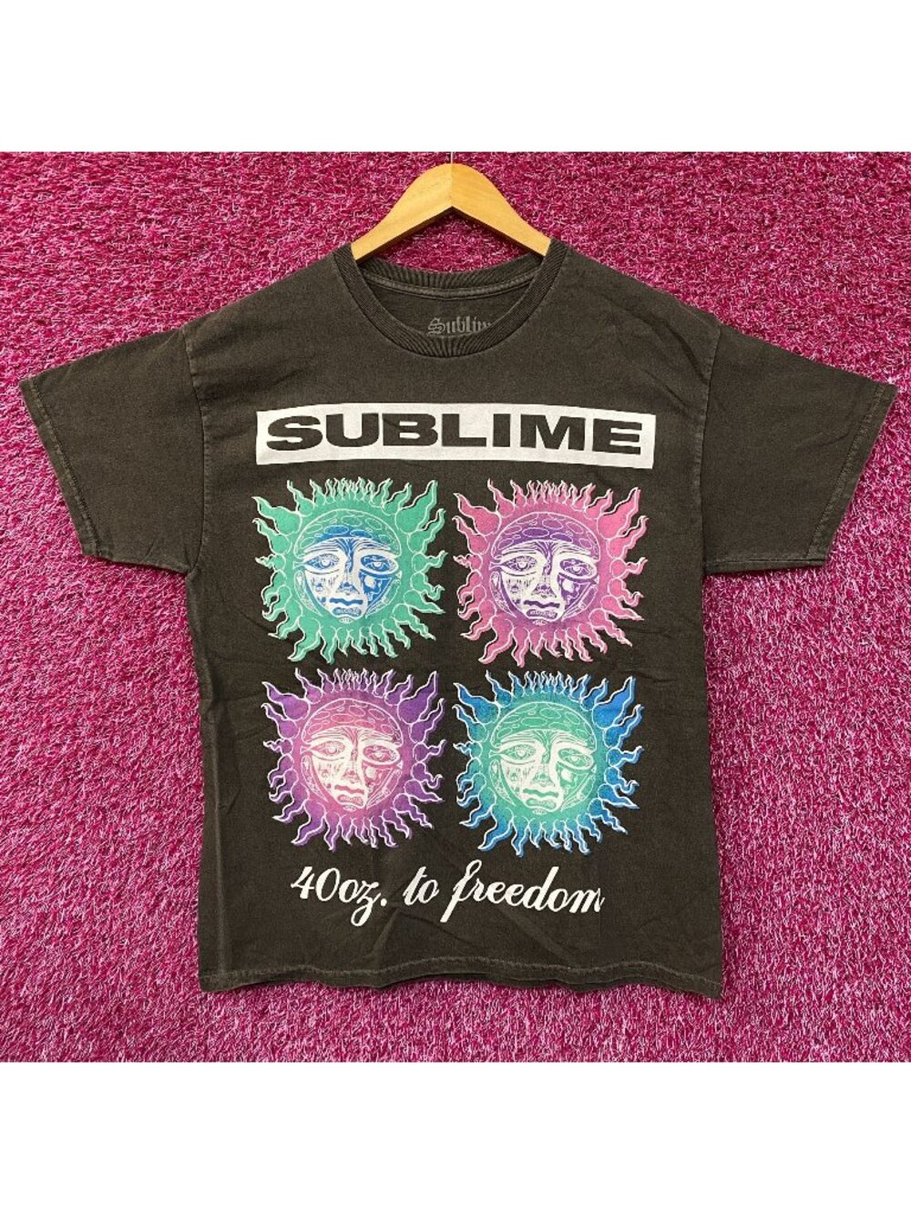 Sublime 40 Oz. To Freedom Sun Logo T-Shirt S/M